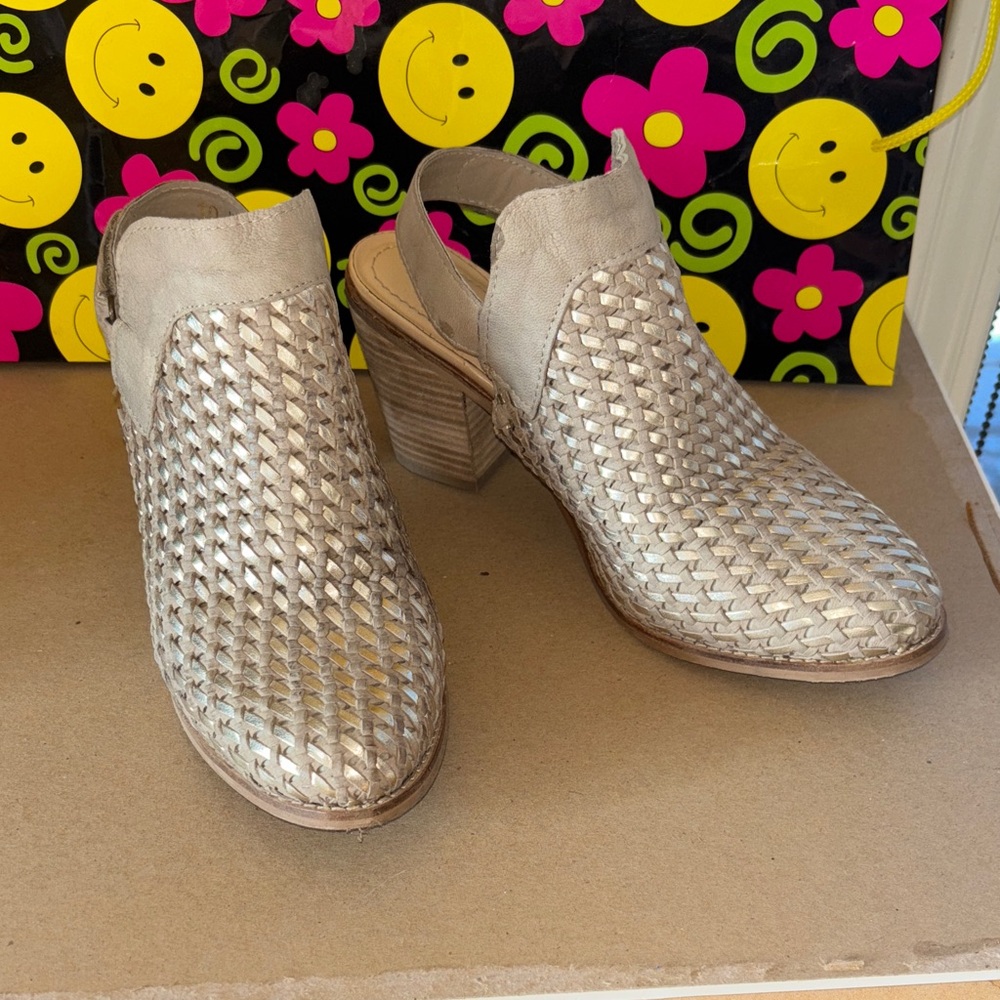 Very Volatile Cream Woven Mules